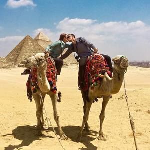 Meet your Posher, Elyse